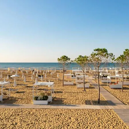 Seaside Getaway With Terrace In Bibione