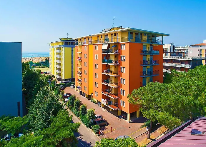 Seaside Getaway With Terrace In Lejlighed Bibione